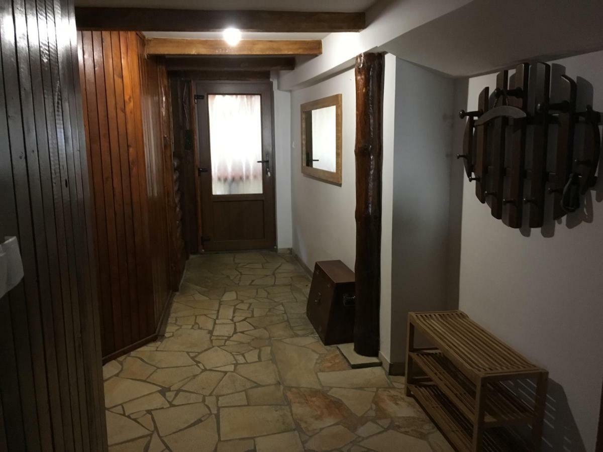 Balatonkenesei Nádfedeles Lovas Vendégház Esterno foto