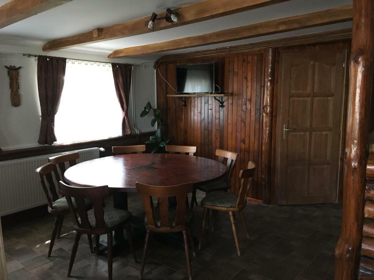 Balatonkenesei Nádfedeles Lovas Vendégház Esterno foto